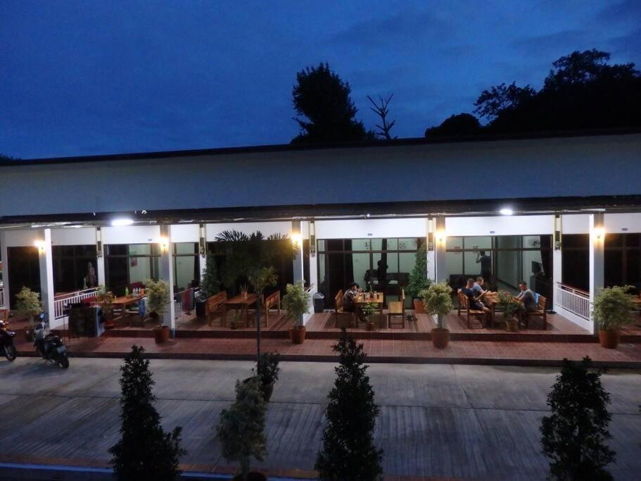 Judith'S 2 Bedroom Family Home, Sleeps 6 Koh Samet Bagian luar foto